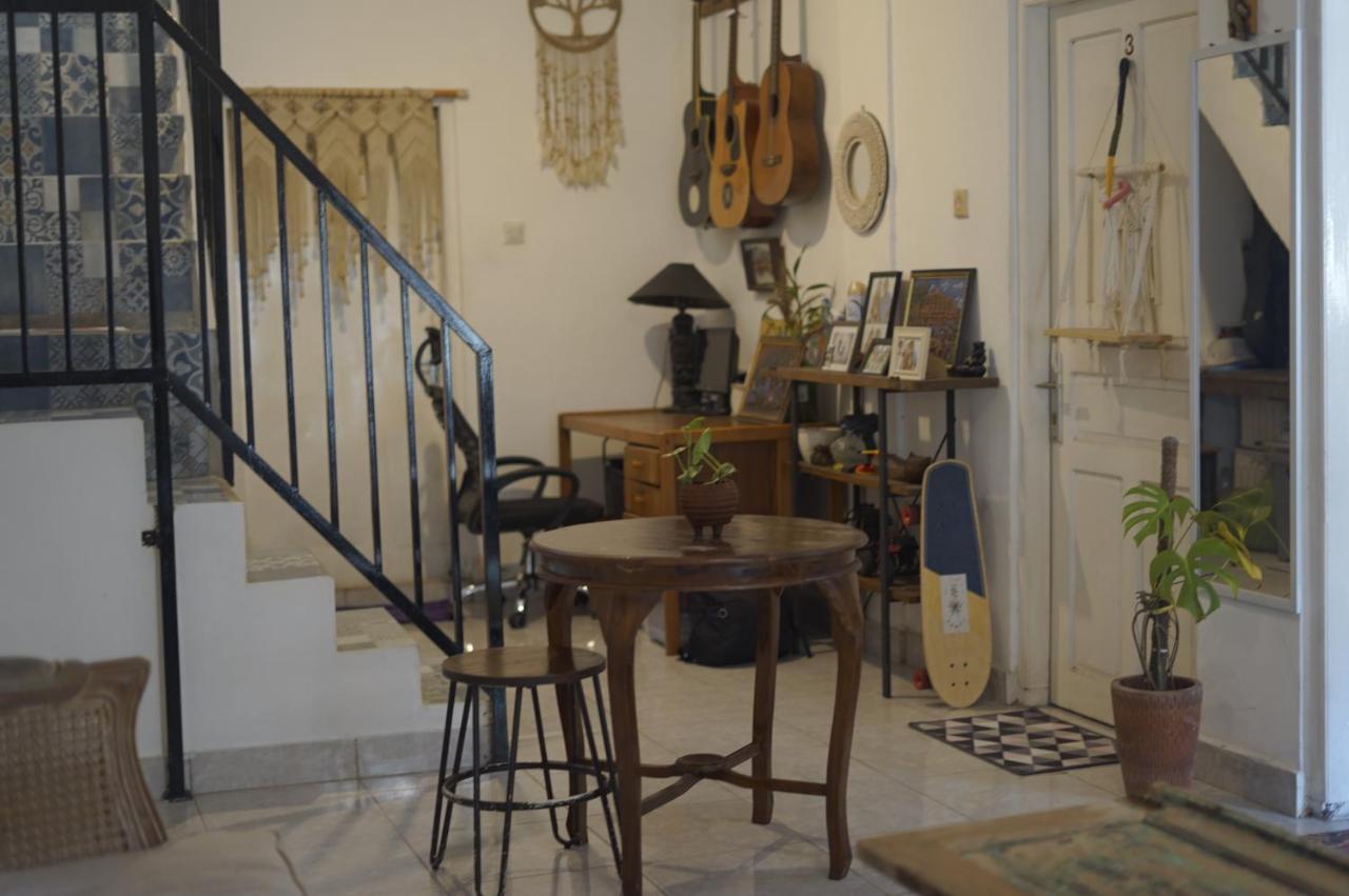 Oke Baik Hostel Γιογκιακάρτα Εξωτερικό φωτογραφία