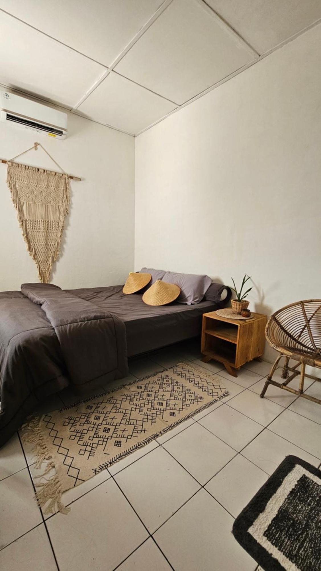 Oke Baik Hostel Γιογκιακάρτα Εξωτερικό φωτογραφία
