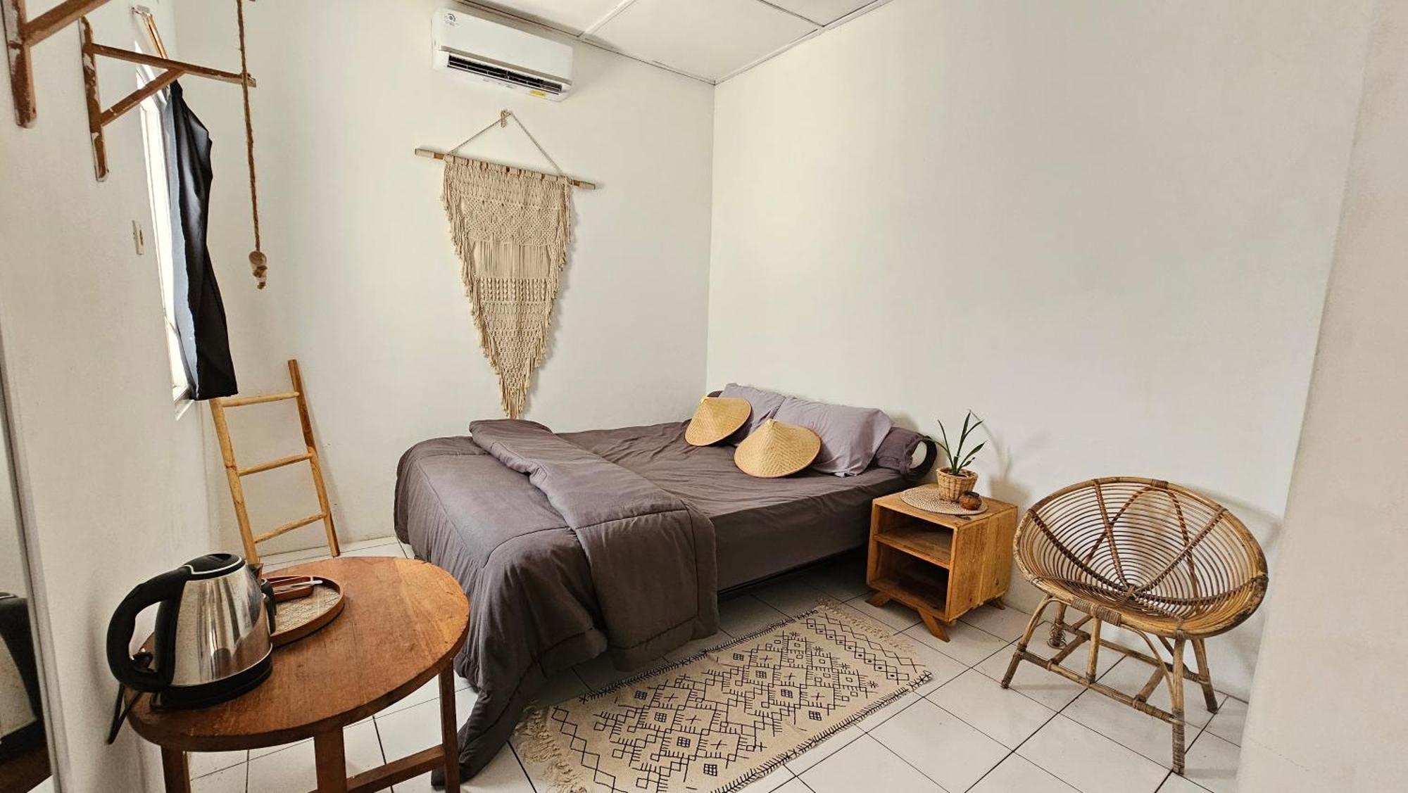 Oke Baik Hostel Γιογκιακάρτα Εξωτερικό φωτογραφία