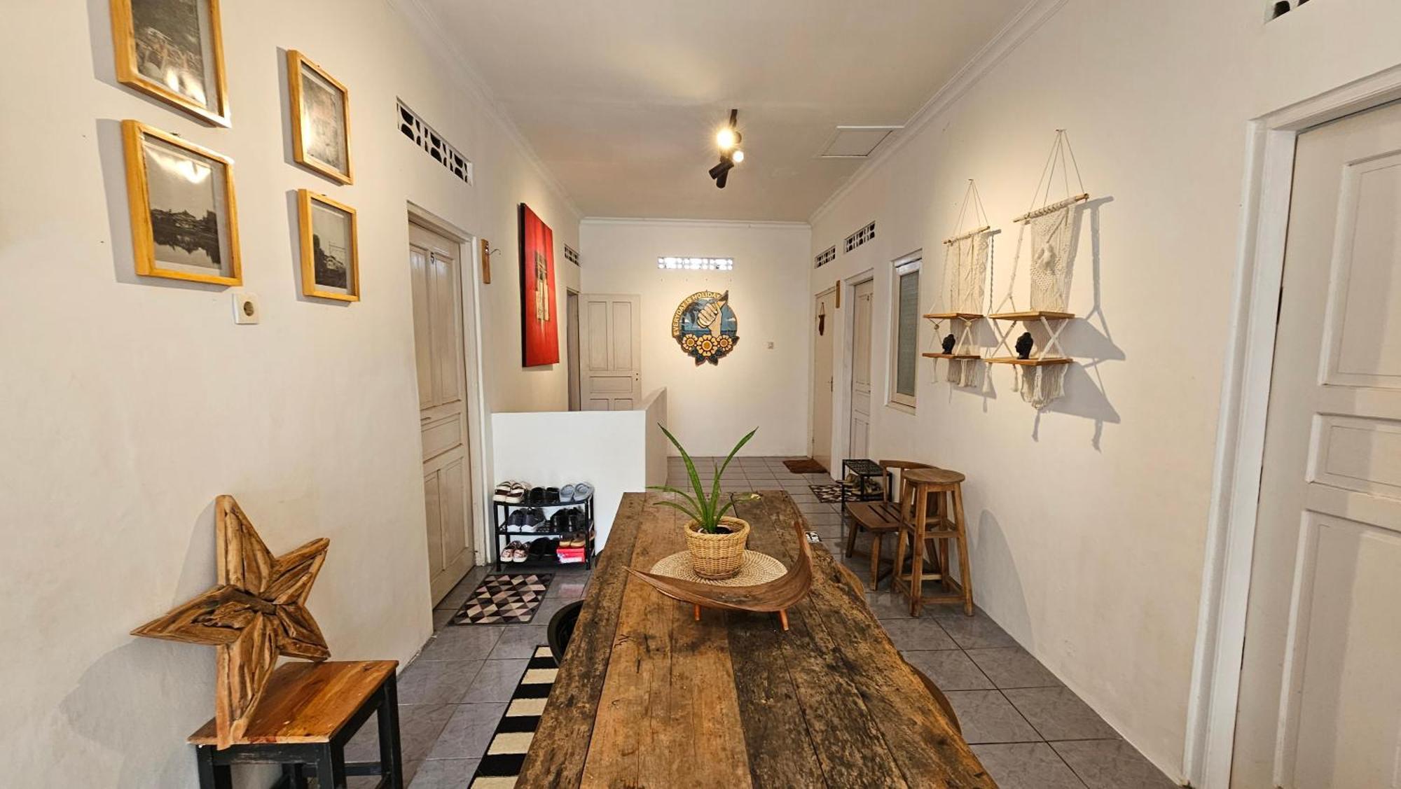 Oke Baik Hostel Γιογκιακάρτα Εξωτερικό φωτογραφία